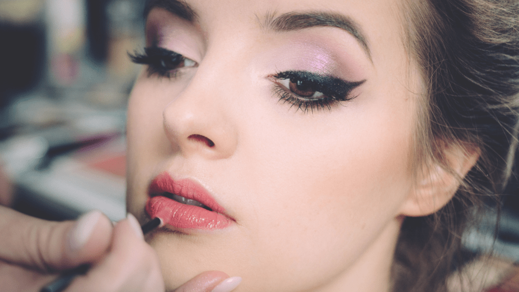 Essential Makeup Tips for Long Lasting Day to Night Glam